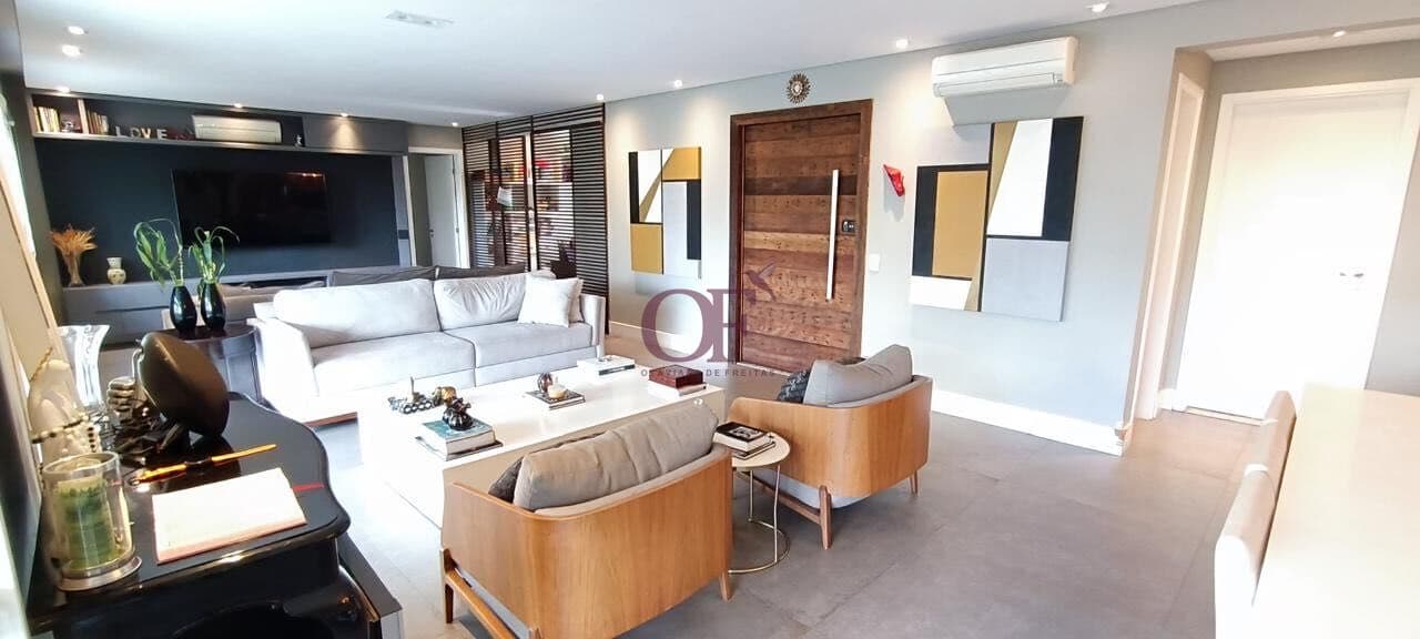 Apartamento no Morumbi com 223m², 3 Suítes e 4 Vagas no Águas de Março