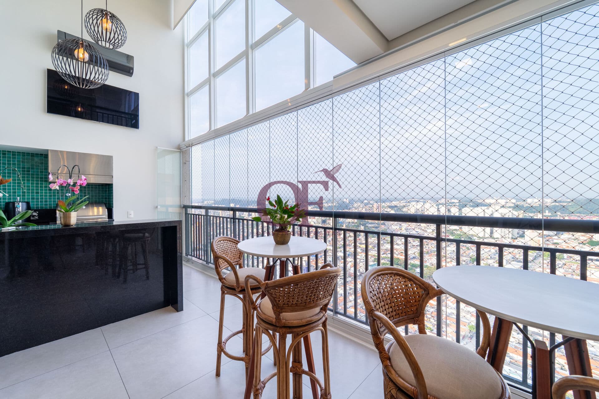 Apartamento Duplex no Condomínio Alta Vista – Torre Esmeralda