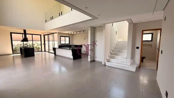 Casa de Alto Padrão em Itupeva com 3 Suítes, Piscina e Lazer Completo