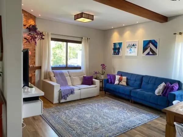 Casa Térrea no Terras da Alvorada com 3 Suítes, Piscina e Alto Padrão