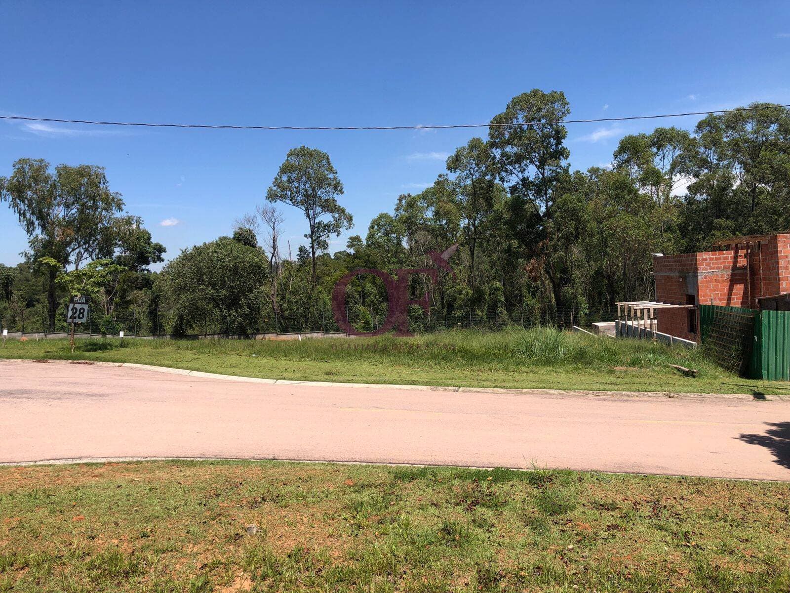 Terreno 860 m² à venda no Condomínio Terras da Alvorada