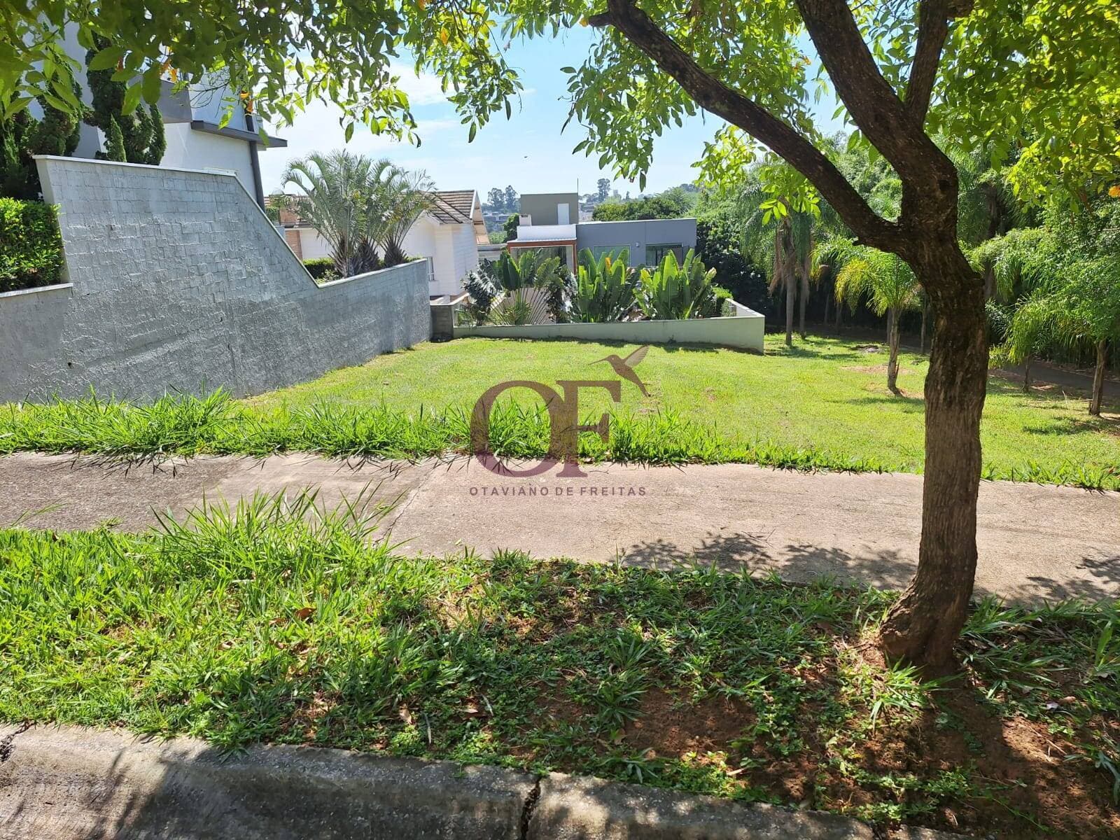 Terreno 515 m² com declive no Condomínio Reserva da Serra – Jundiaí/SP