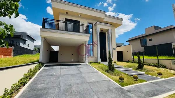 Casa Neoclássica no Gran Ville São Venâncio – 3 Suítes e Piscina Aquecida