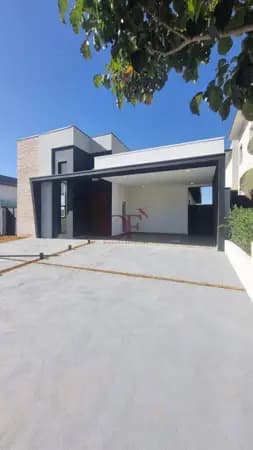 Casa Térrea no Gran Ville São Venâncio com 3 Suítes e Terreno de 300m²