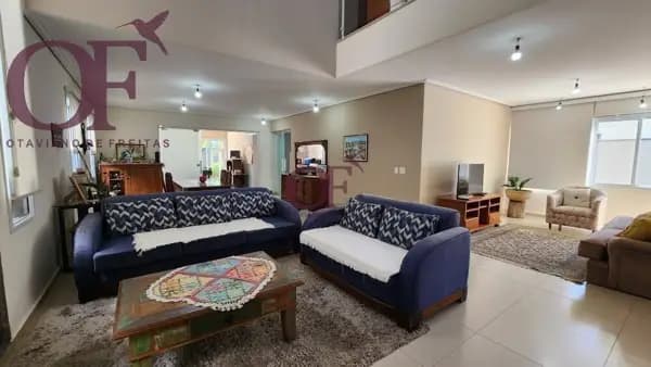 Sobrado no Ibi Aram I com 4 Dormitórios, Suíte com Closet e 308m² – Itupeva/SP