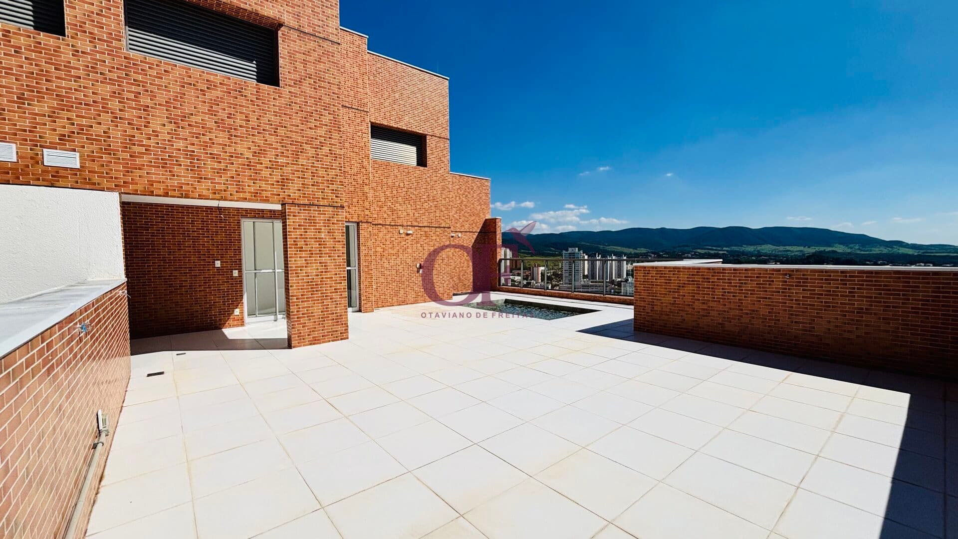 Cobertura Triplex no Alta Vista com 473m², Piscina Privativa e 4 Suítes