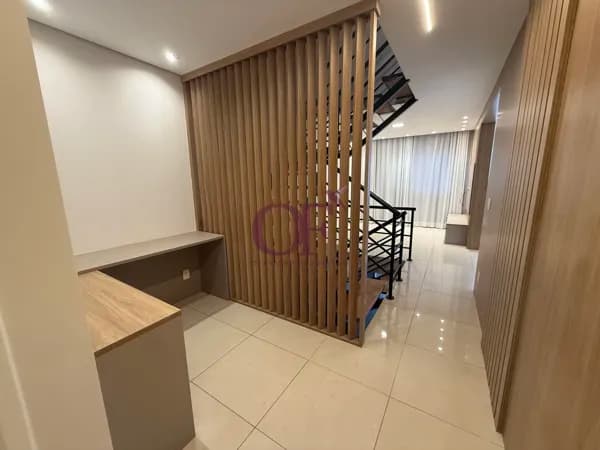 Casa Triplex no Condomínio Reservatto Residenziale em Jundiaí