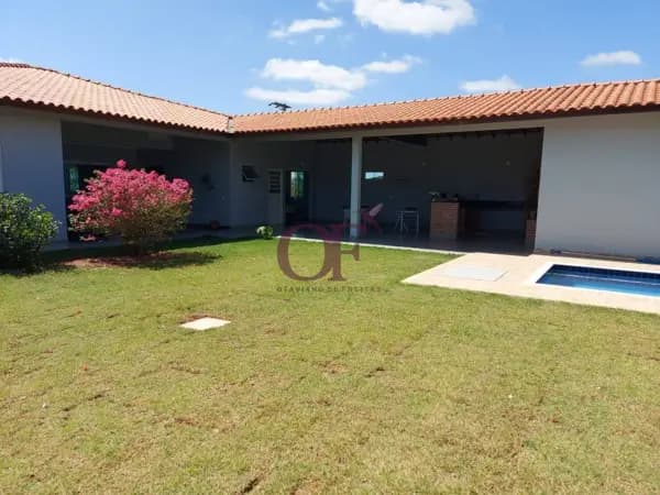 Casa Alto Padrão no Residencial dos Lagos com Spa e Vista para a Serra do Japi