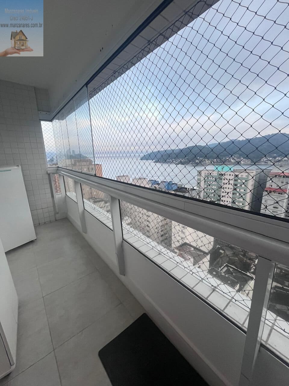 Apartamento 2 quartos com o 3º reversível.