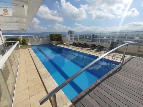 Apartamento 2 quartos com o 3º reversível