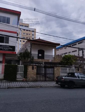 Casa Sobreposta para Aluguel em Centro São Vicente-SP