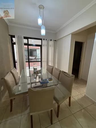 Apartamento com armários planejados