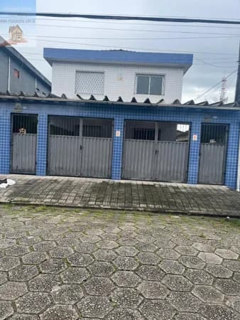 Sobreposta alta 1 quarto, sala, cozinha com garagem