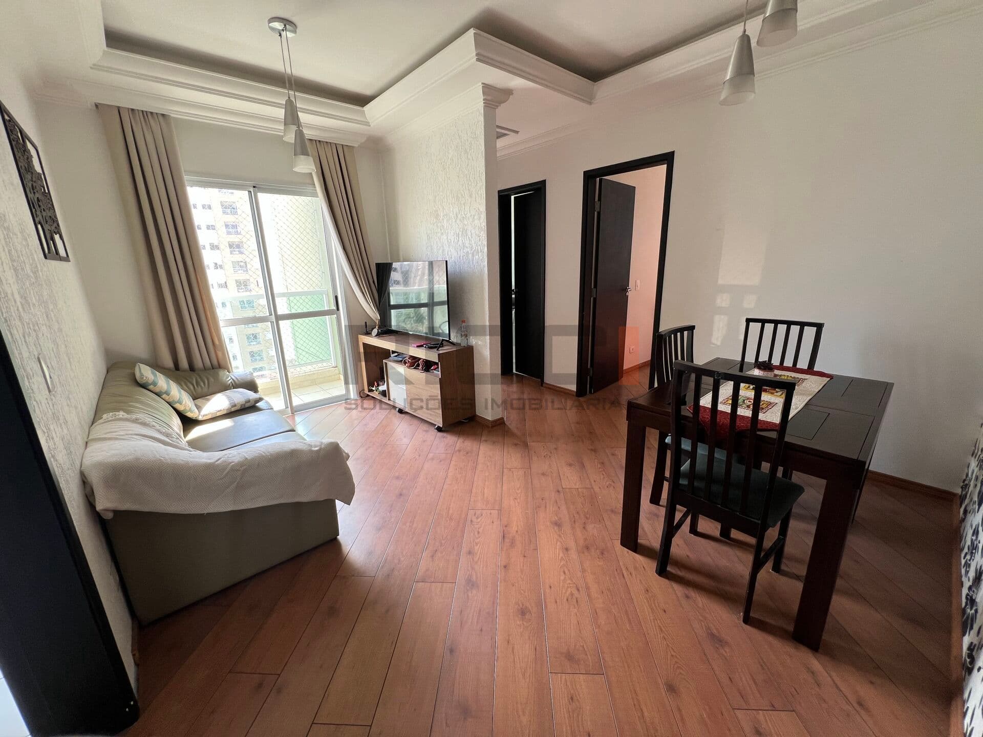 APARTAMENTO À VENDA - VILA MOGILAR