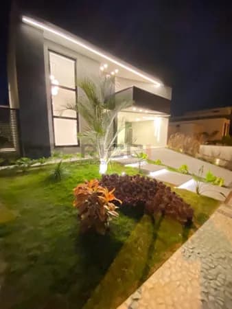 Casa térrea em Condomínio