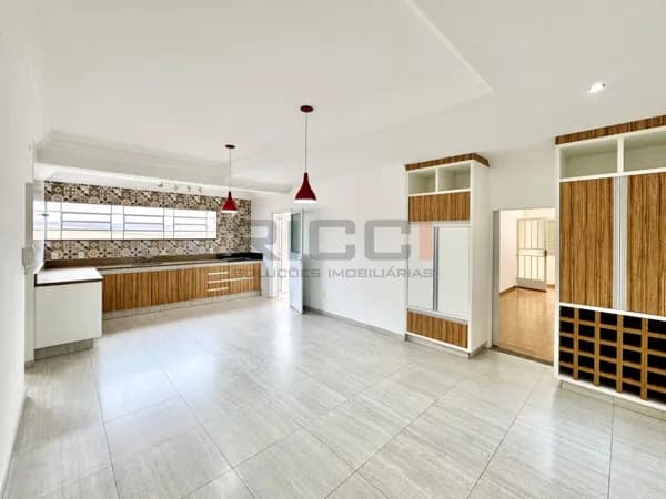 Sofisticação, espaço e conforto em um imóvel de alto padrão!