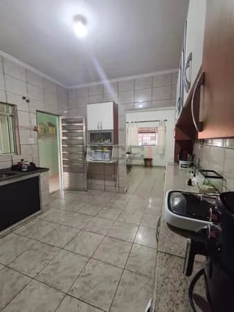 Sobrado com 162M² de ótima localização