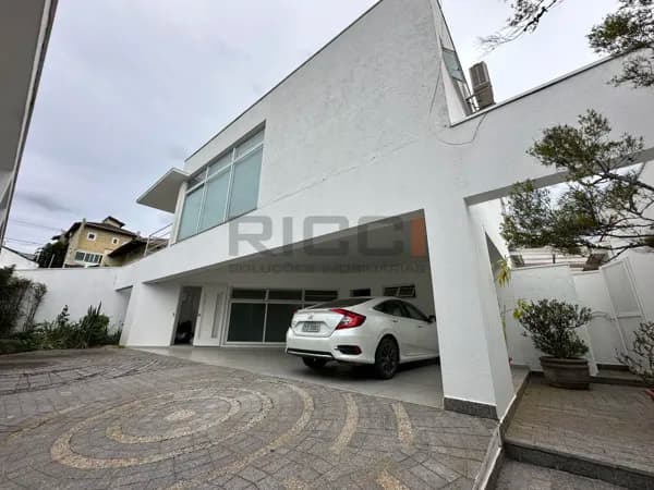 Sobrado à Venda no Bairro Vila Oliveira - Mogi das Cruzes-SP