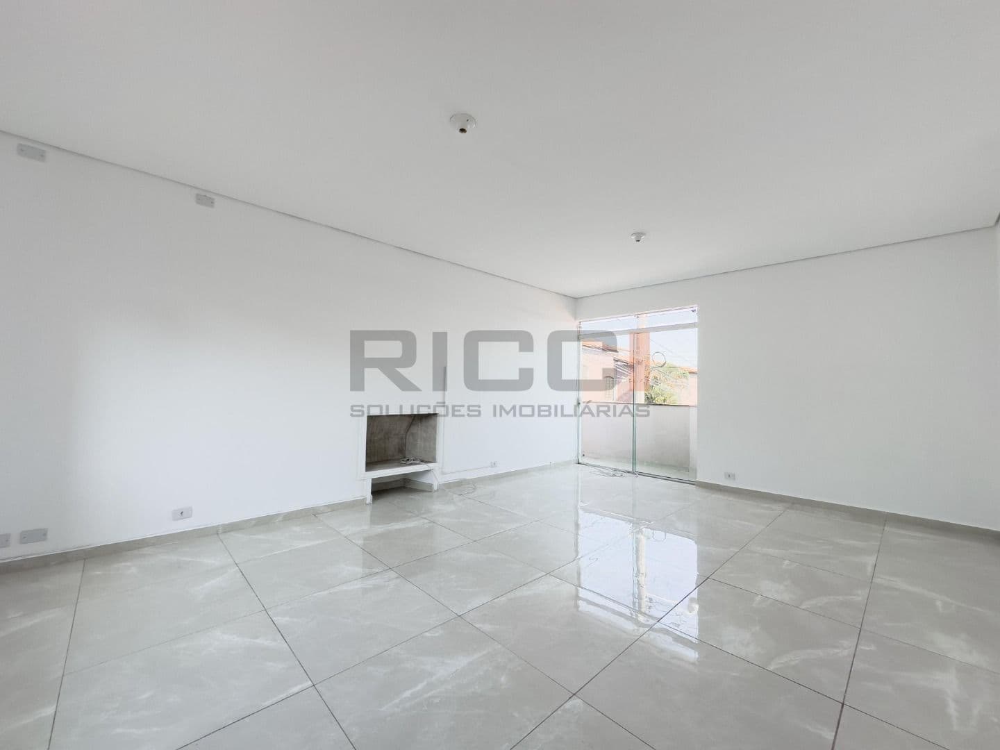 SOBRADO AMPLO PARA LOCAÇÃO – VILA NATAL – MOGI DAS CRUZES/SP