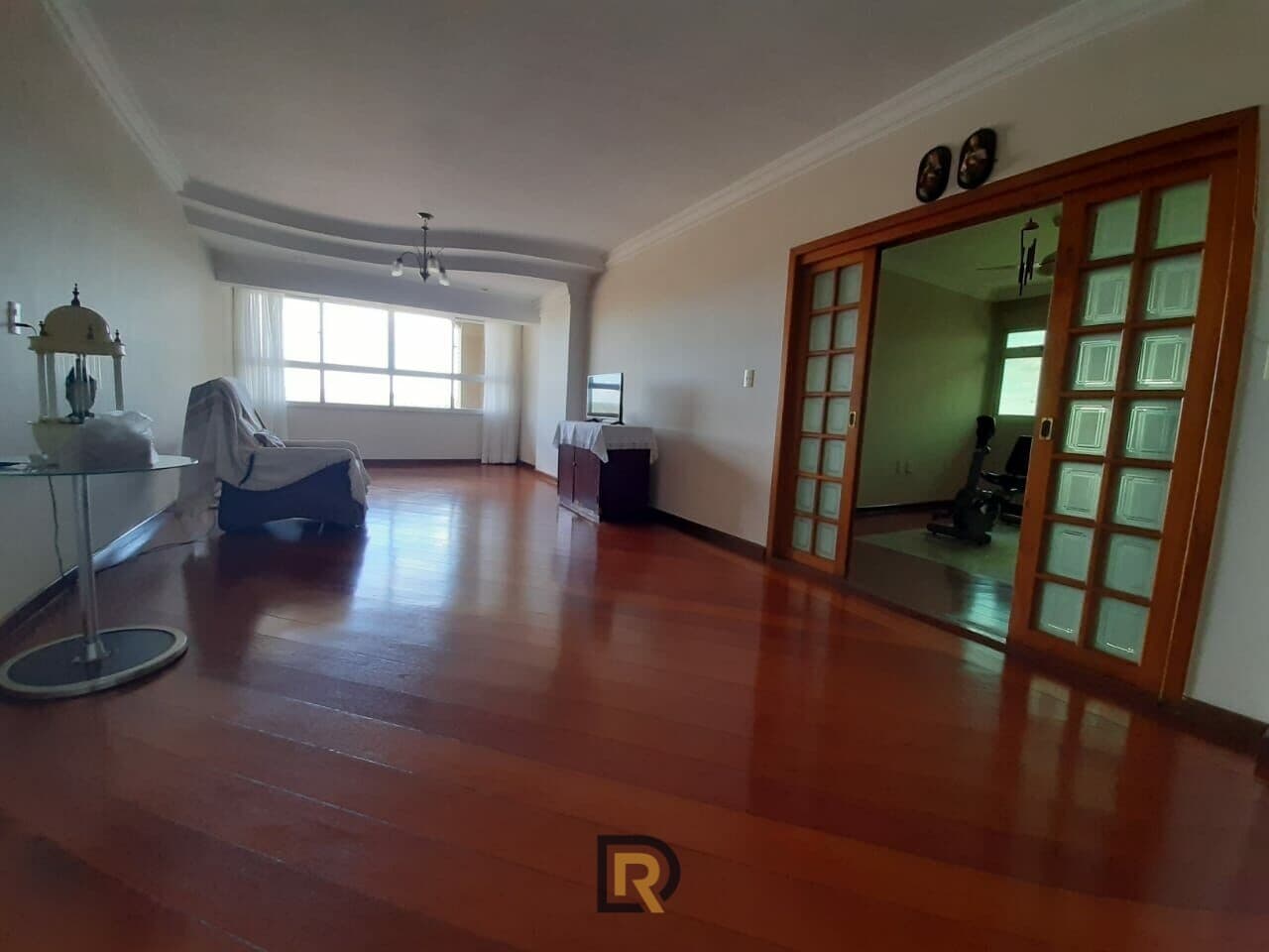 Apartamento Amplo - Centro