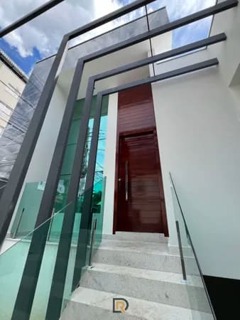 Casa Alto Padrão - Bairro São Jose