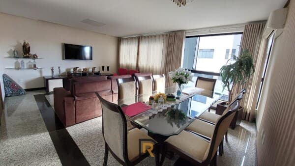 Apartamento Centro - Com direito a cobertura