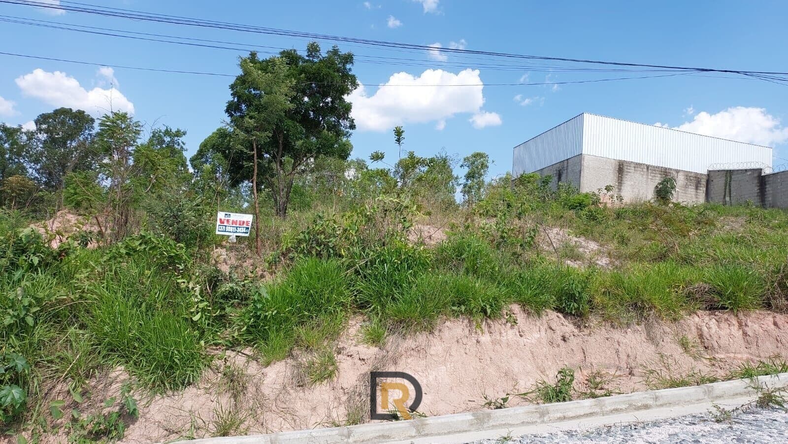 Lote a venda - 235m²
