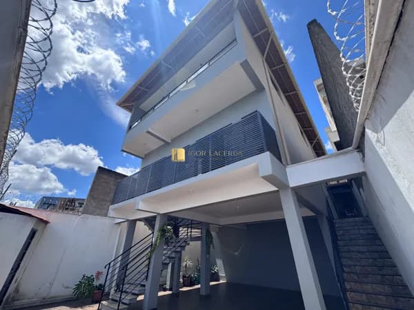 Casa à venda bairro Santo Agostinho