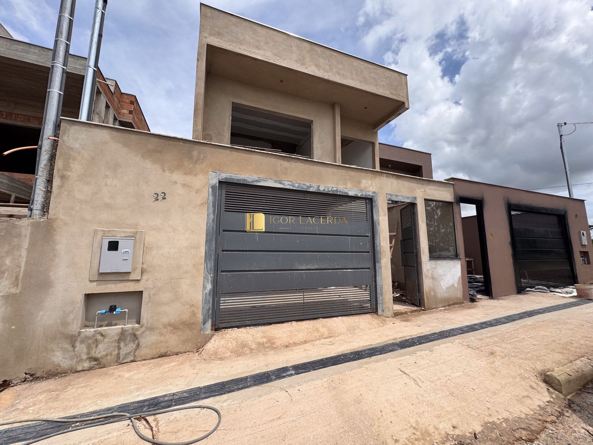 Casa de alto padrão à venda no bairro Novo Horizonte