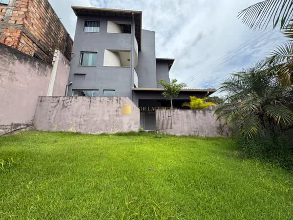 Casa à venda no bairro Albertina