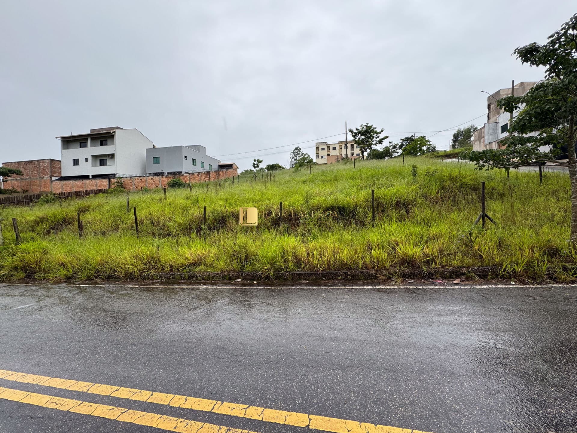 Lote de esquina à venda no bairro São Marcos