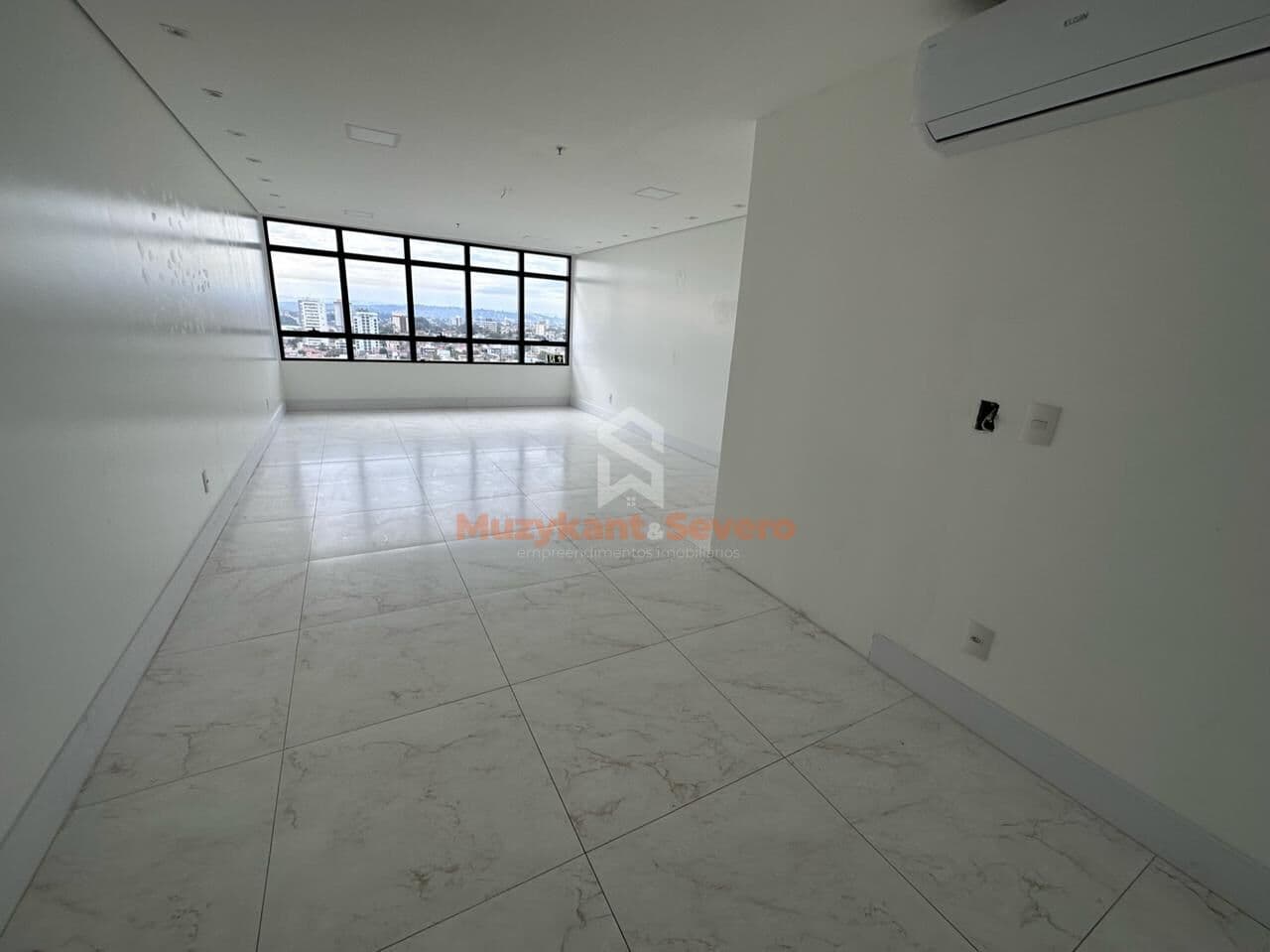 Sala/Conjunto em Esteio - Centro