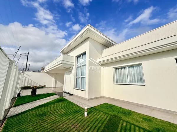 Casa em São José dos Pinhais - Cruzeiro
