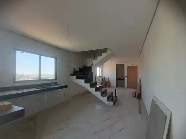 Apartamento à venda no bairro Jardim Industrial em Contagem/MG