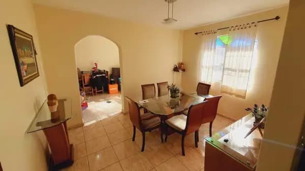 Casa à venda no bairro Milionários em Belo Horizonte/MG