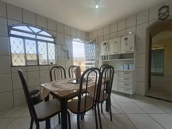 Casa à venda no bairro Santa Helena em Belo Horizonte/MG