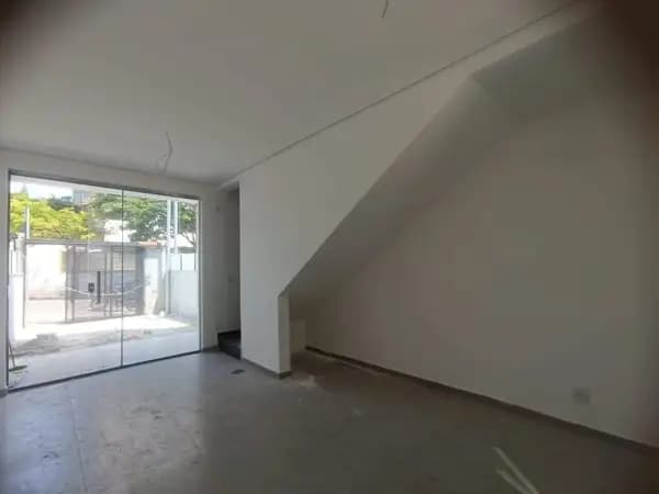 Casa à venda no bairro Tirol em Belo Horizonte/MG