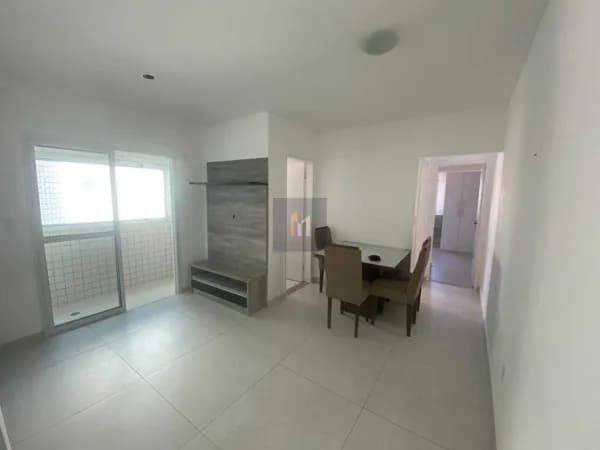 Apartamento à venda no bairro Aviação em Praia Grande, SP. 2 dormitórios.