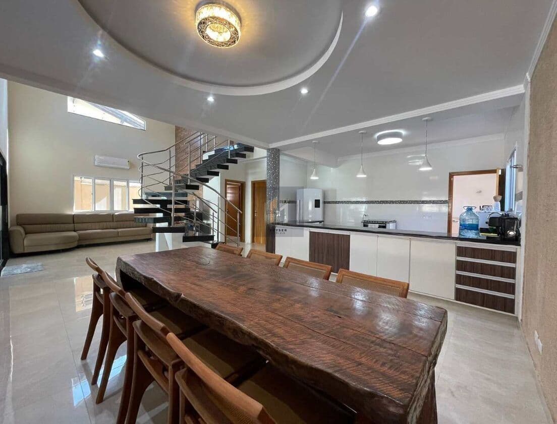 Casa 5 suites, psicina, 6 vagas e area gourmet com churrasqueira