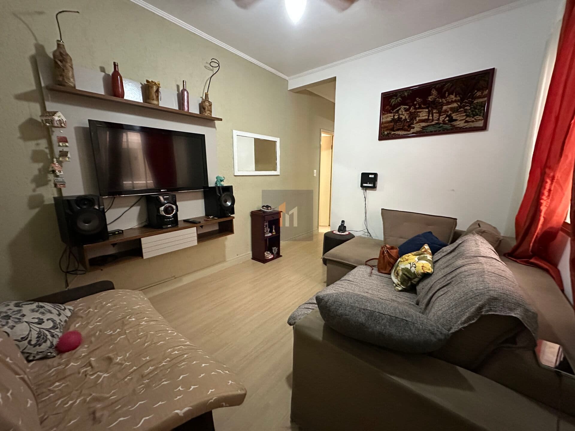 Oportunidade apartamento a venda no bairro Guilhermina, 2 dormitórios!