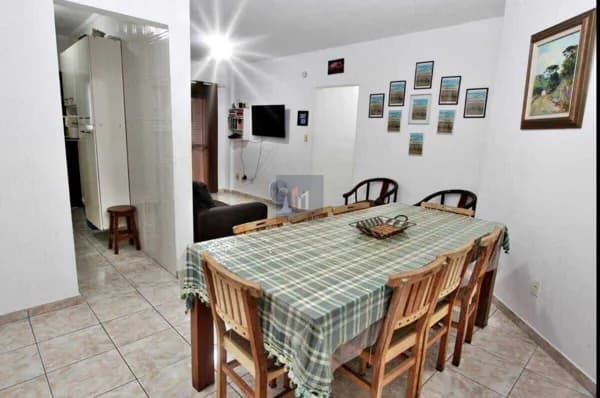 Apartamento 2 dormitórios e 1 vaga de garagem no bairro Ocian