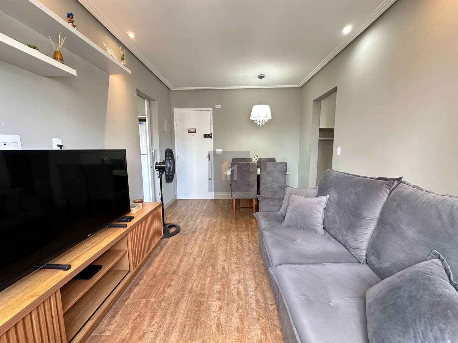 Apartamento à venda em Praia Grande, SP, Tupi. 1 dormitório, com elevador!