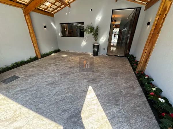 Casa Geminada, 3 dormitórios, piscina, churrasqueira, 2 vagas, Jardim Imperador