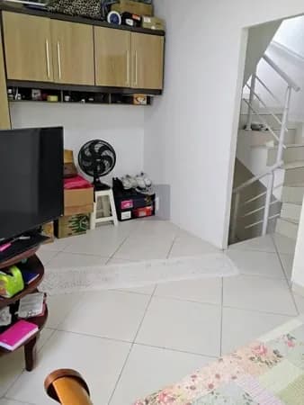 casa triplex de condominio à venda no bairro ocian em Praia Grande, SP. 1 dormitórios,