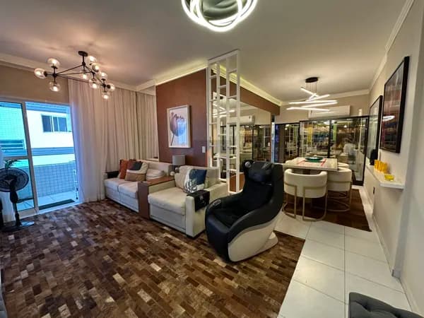 Apartamento à venda no bairro Guilhermina em Praia Grande, SP. 3 dormitórios, sendo 1 suíte.
