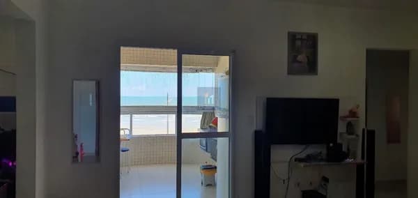 Apartamento frente mar a venda no Caiçara, 2 dormitórios, 1 suite, 2 vagas de garagem!