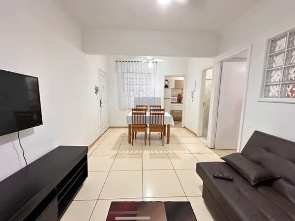 Apartamento 50 metros do Mar, mobiliado à venda na Aviação Praia Grande, SP. 1 dormitório!