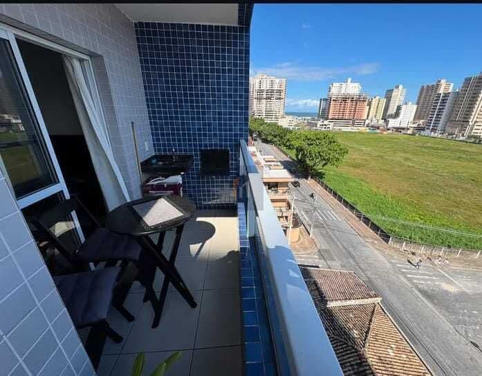 Apartamento na Guilhermina 2 dormitórios 1 suíte com 1 vaga de garagem