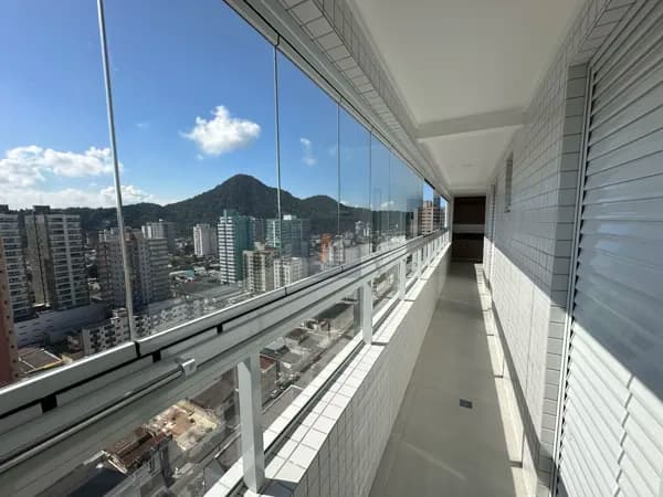 Apartamento à venda no bairro Canto do Forte em Praia Grande, SP. 2 dormitórios sendo 1 suíte