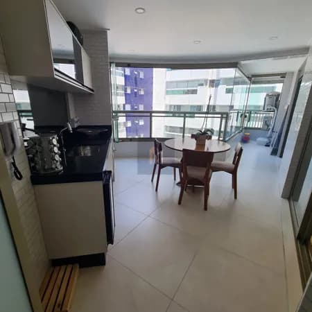 Apartamento Padrão 2 Dormitórios sendo 1 suíte e 2 vagas demarcadas